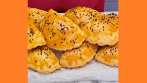 Пиріжки з м'ясом у духовці Пиріжки з м'ясом у духовці. Фото