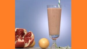 Коктейль с гранатовым соком. Фото