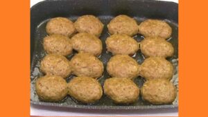 Котлети з яловичини в електродуховці. Фото