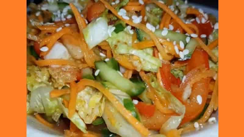 Салат по корейски из овощей. Фото
