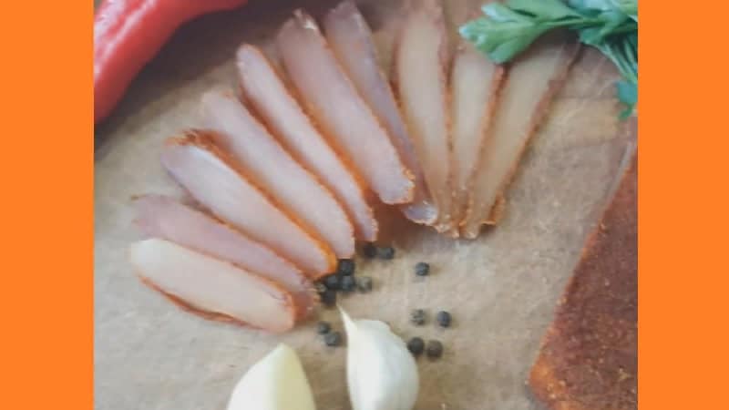 Бастурма из куриной грудки. Фото Бастурма из куриной грудки. Фото