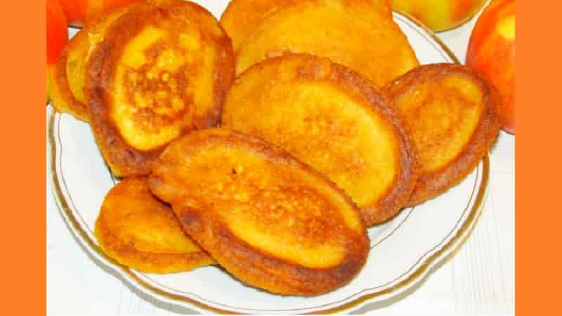 Оладьи из тыквы на сковороде. Фото