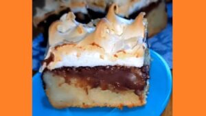 Торт на кефірі із заварним кремом. Фото