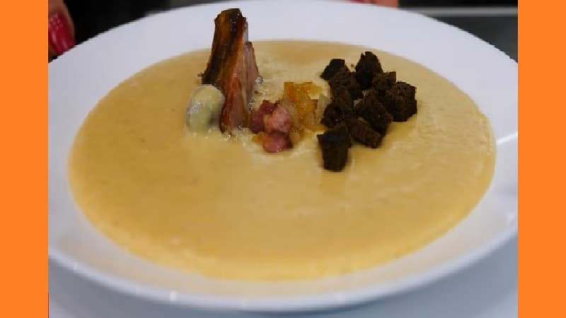 Гороховый суп пюре. Фото