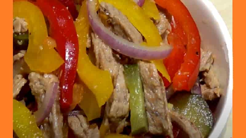 Салат з яловичиною та овочами. Фото Салат з яловичиною та овочами. Фото