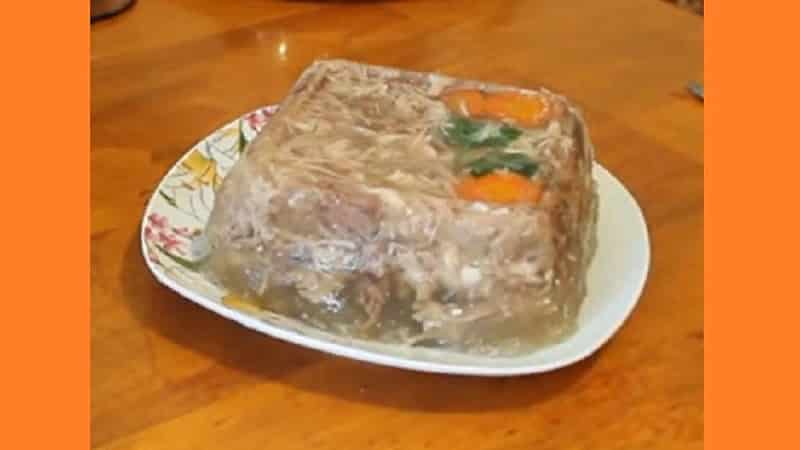 Холодец из свиных ножек в мультиварке. Фото