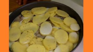 Хек в молоке на сковороде Хек у молоці на сковороді. Фото