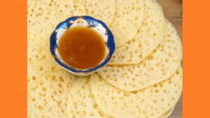 Дріжджові млинці на манці та воді Дріжджові млинці на манці. Фото