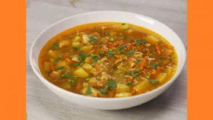 Гречневый суп с курицей. Фото