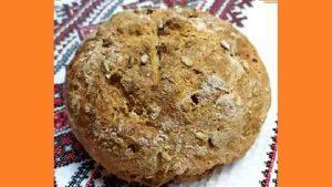 Хлеб из цельнозерновой муки. Фото