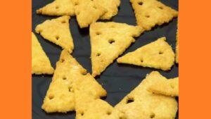 Сирні крекери у духовці Сирні крекери у духовці. Фото