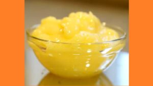 Лимонний заварний крем для торту. Фото