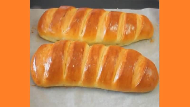 Молочный батон в духовке. Фото Молочный батон в духовке. Фото