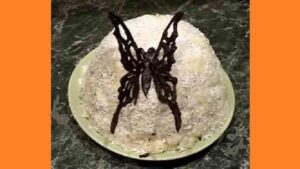 Торт із кукурудзяних паличок без випічки Торт із кукурудзяних паличок без випічки. Фото