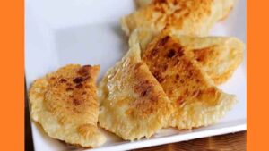 Чебуреки з м'ясом в домашніх умовах Чебуреки з м'ясом в домашніх умовах. Фото