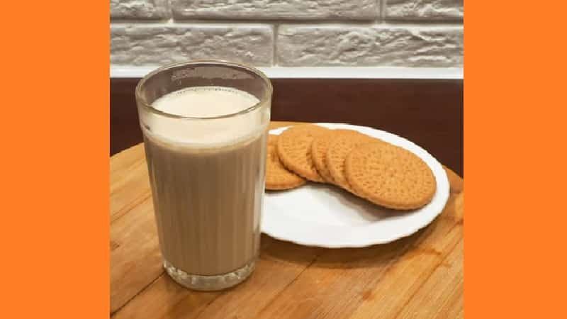 Топленое молоко в мультиварке. Фото