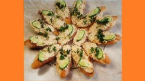 Намазка для бутербродів з рибною консервою Фото