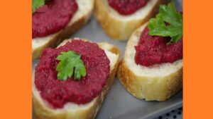 Закусочний паштет із буряка. Фото