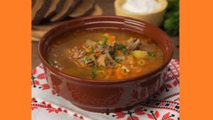 Щи из квашеной капусты Щи із квашеної капусти. Фото