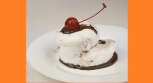 Десерт из яичных белков в микроволновке Десерт из яичных белков в микроволновке. Фото