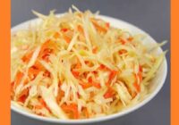 Салат зі свіжої капусти з морквою. Фото